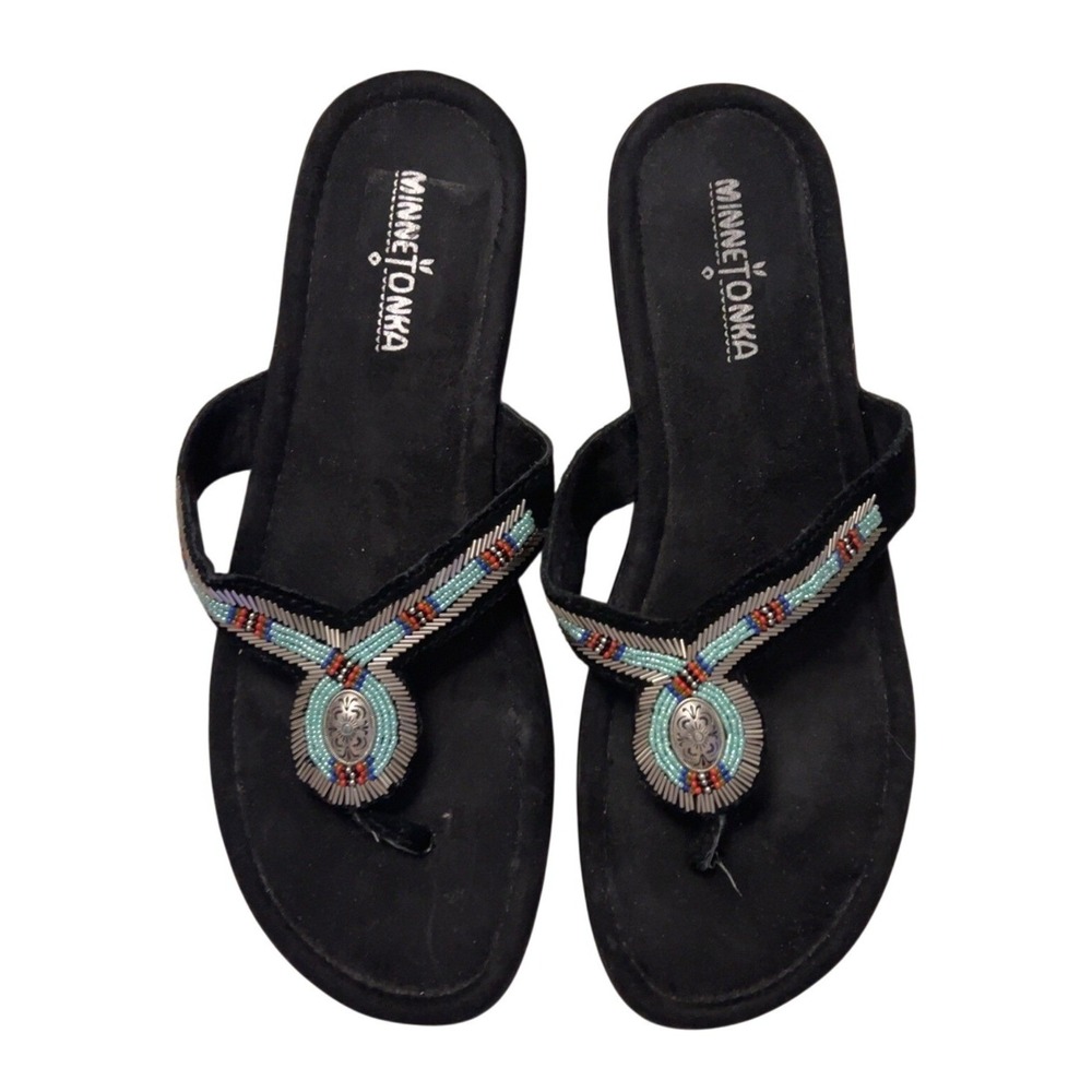 Minnetonka wedge tribal beaded silver color embellished thong sandals SZ: 9